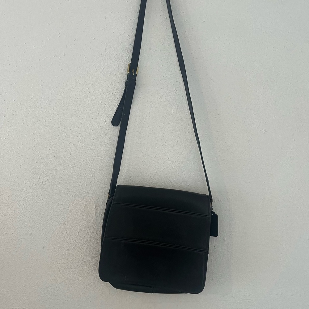Vintage Coach Black Leather Messenger Bag for Men